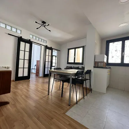 Апартаменты Dos Torres Hobbiton- En El Corazon Del Casco Historico *