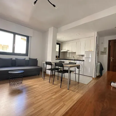 Dos Torres Hobbiton- En El Corazon Del Casco Historico Апартаменты *